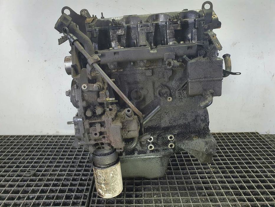 Motor complet fara anexe 8140.43S IVECO Daily 3 (1999 - 2006) 2.8 JTD 8140.43S