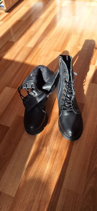 Продавам зимна дамска бота нова естествена кожа