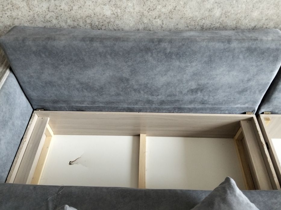 Диван для гостинной