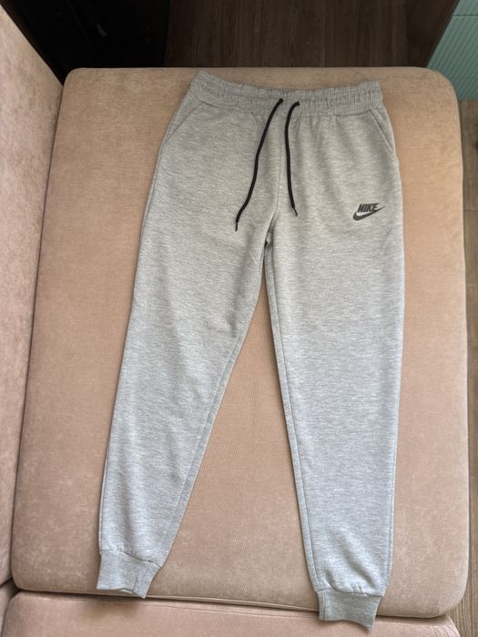 продам трико nike