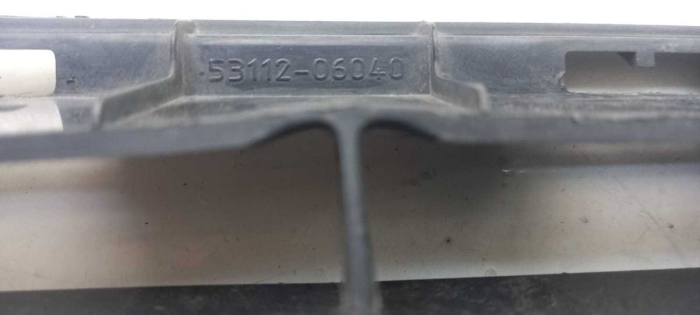 решетка 40ка, поворот RX470 Б.У.