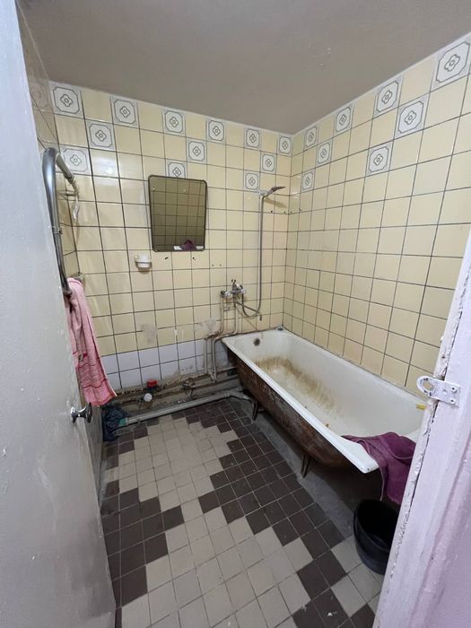 Продается 3/5/5 Ахмад Югнакий