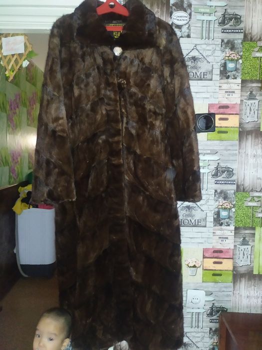 Продам шубу норковую