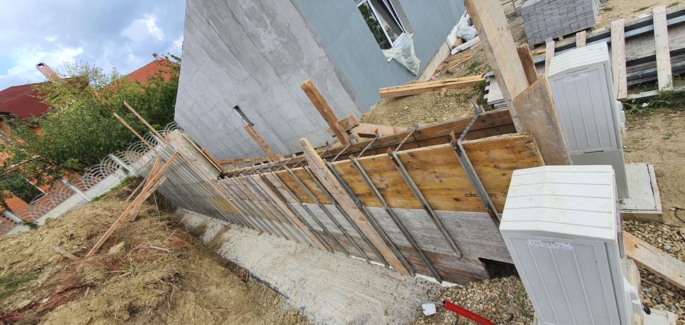 Închireri popi metalici 4.5 lei buc, schele si cofraje doka.