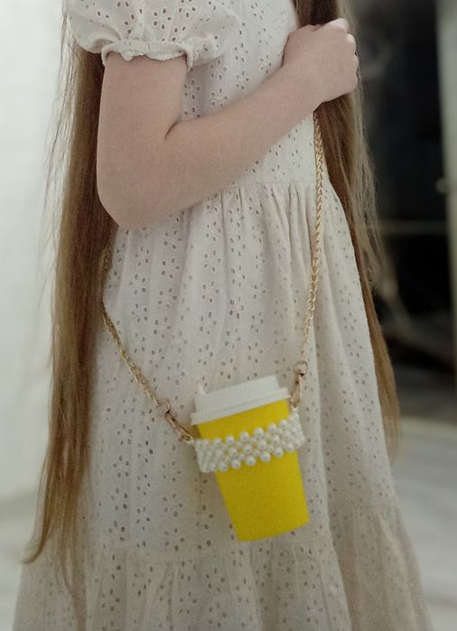 Капхолдер из бусин