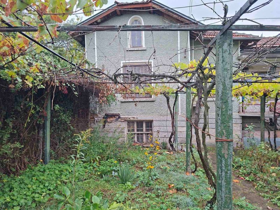 Продава се Къща в с. Манолово, Област Стара Загора - 1693 кв.м за 18 €/кв.м - Снимка #3