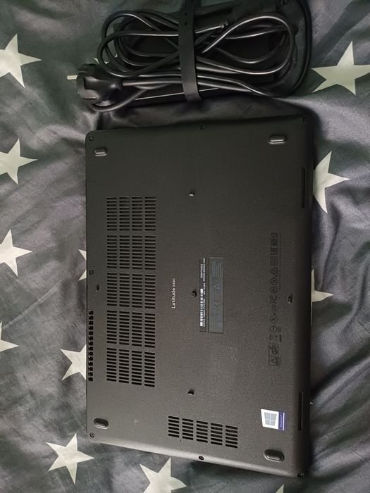 Laptop DELL Latitude 5490