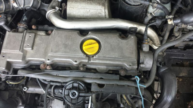 Dezmembram Opel Zafira 2.0