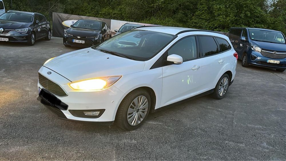 Vand sau schimb Ford Focus 3!!!