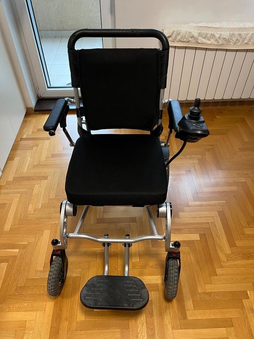 Електрическа количка