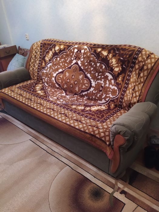 Диван и 2 кресла