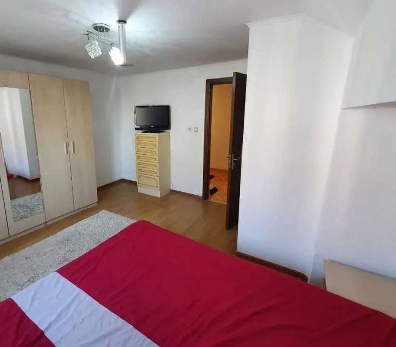 Дава се под наем Тристаен апартамент в Пловдив, Гагарин - 89 кв.м за 255 € - Снимка #3