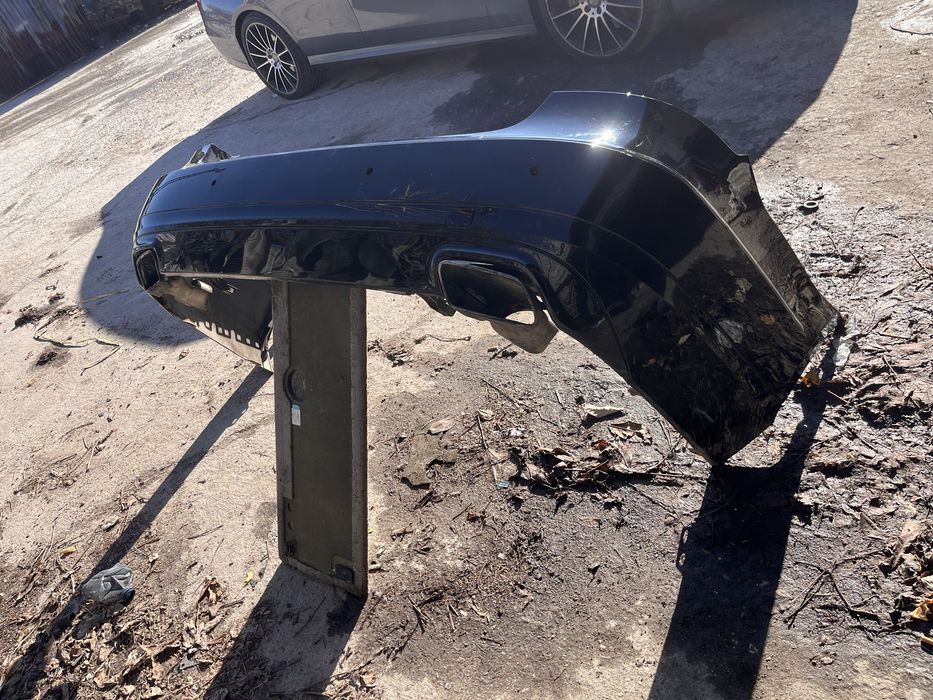 Задна броня комплект с накрайници Мерцедес Е W212 Седан черна 197