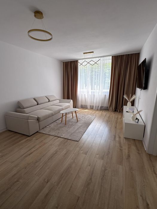 Apartament Central regim hotelier - 3 Camere - Minim 2 nopti