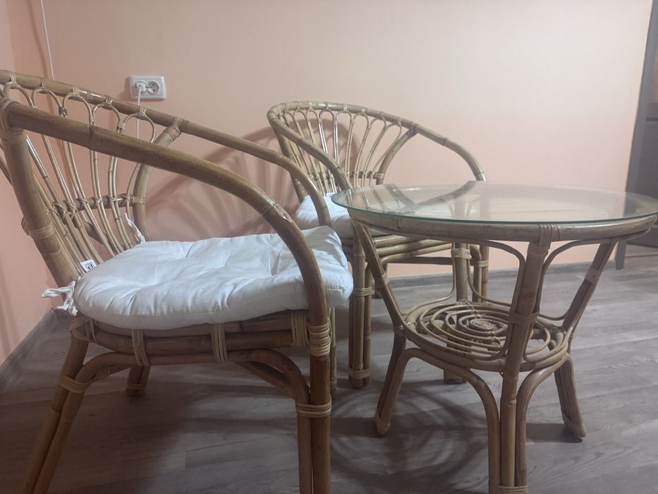 Маса с два стола от ратан