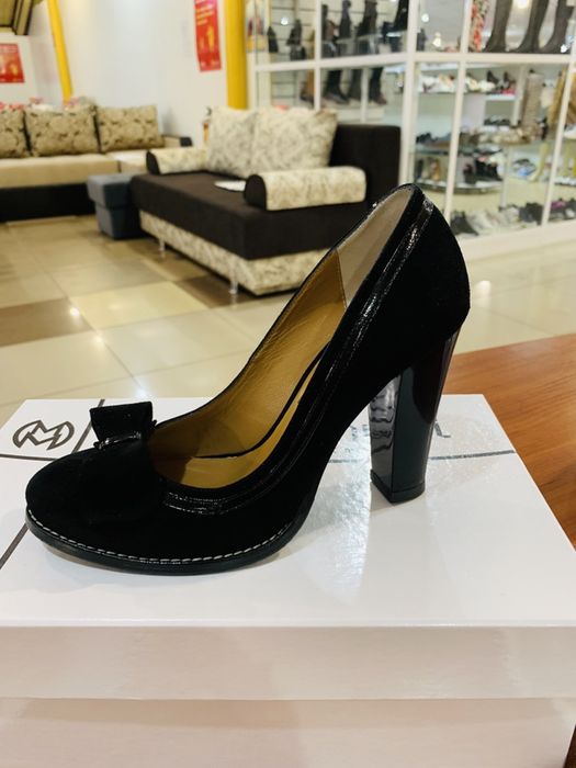 Продам туфли замша Mario muzi