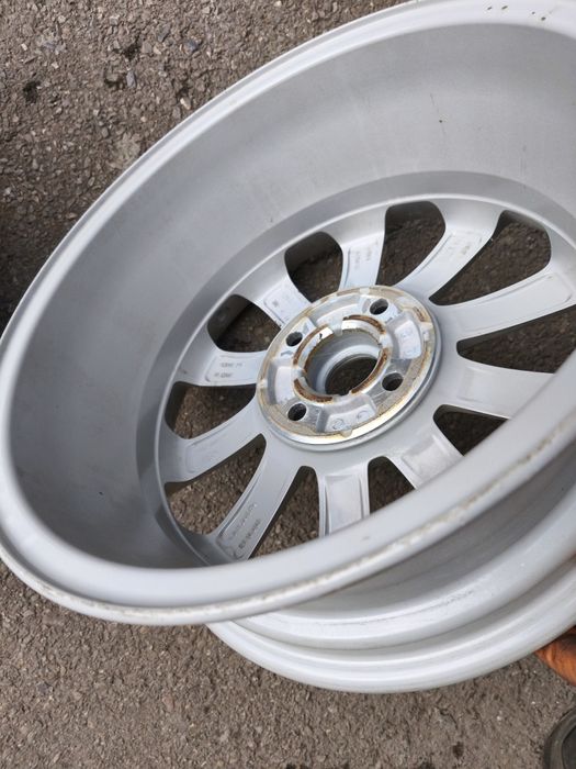 16" и 17" 1+1брой оригинални алуминиеви джанти за Ford.