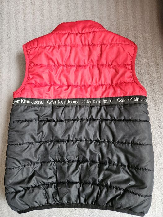 Calvin Klein елек, Nike яке за момче