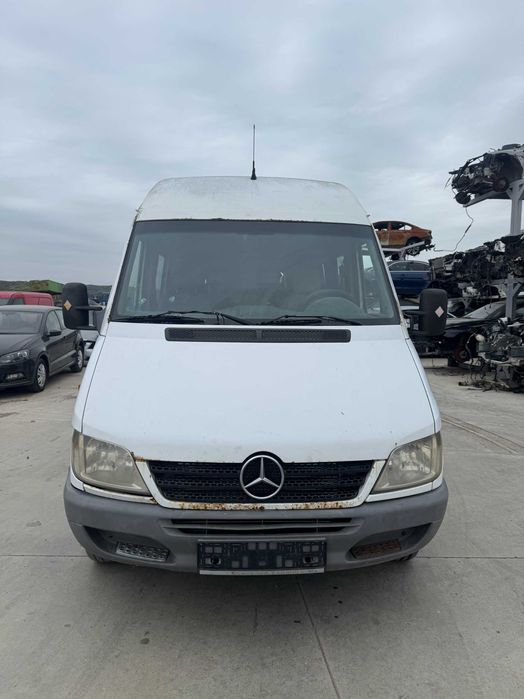 Dezmembrez / Piese Dezmembrari Sprinter w903 Locuri 2.2 2.7 euro 3