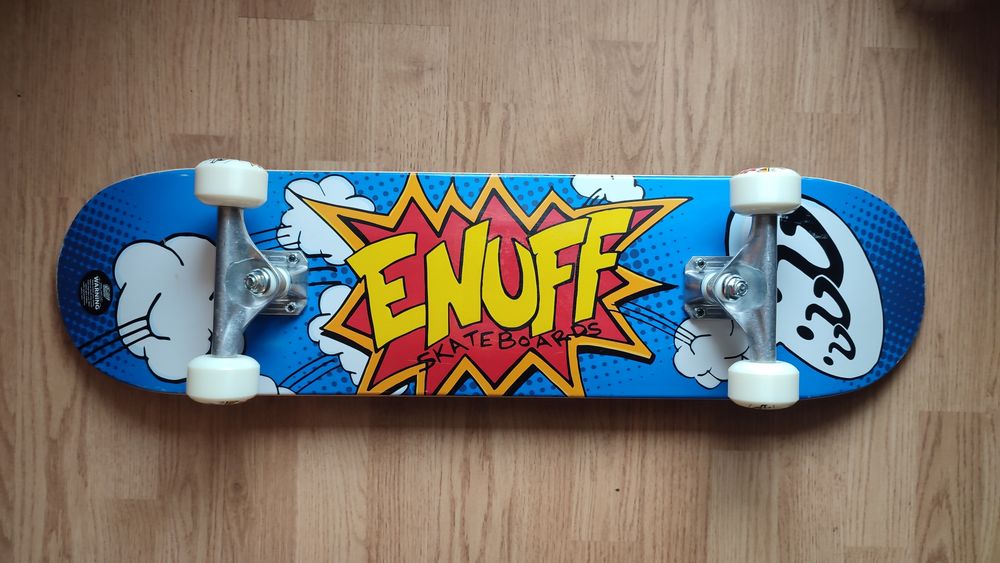 Skateboard complet Enuff POW 7.75" cu roti de 54mm.