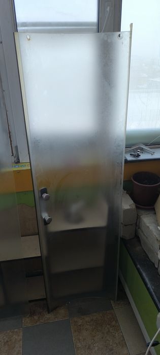 Стекло от душ кабины