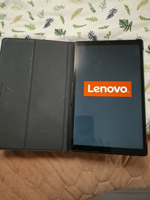 Vand telefoane mobile