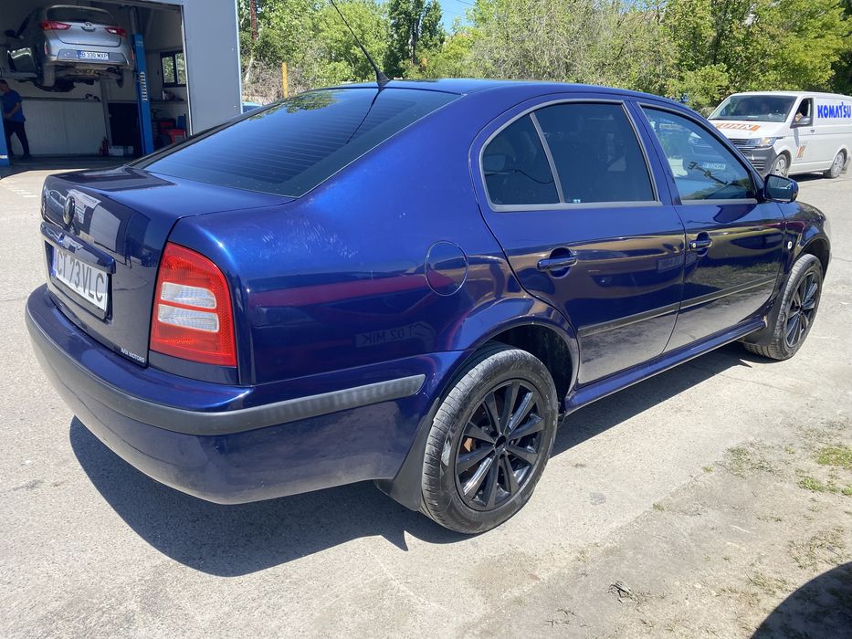 SKODA OCTAVIA TOUR , 1,6 benzina ,AC