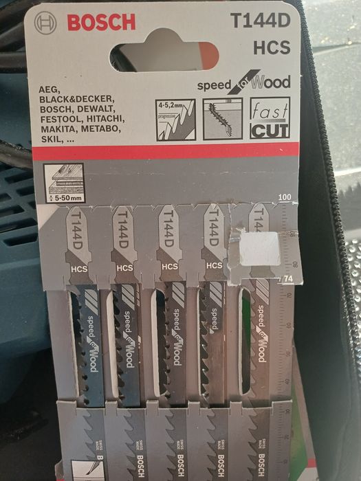 Зеге Bosch Professional GST 700