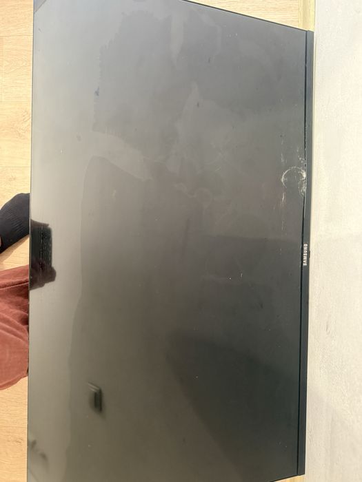 Срочно телевизор на запчасти