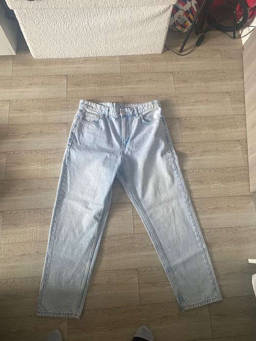 Blugi bershka bărbați