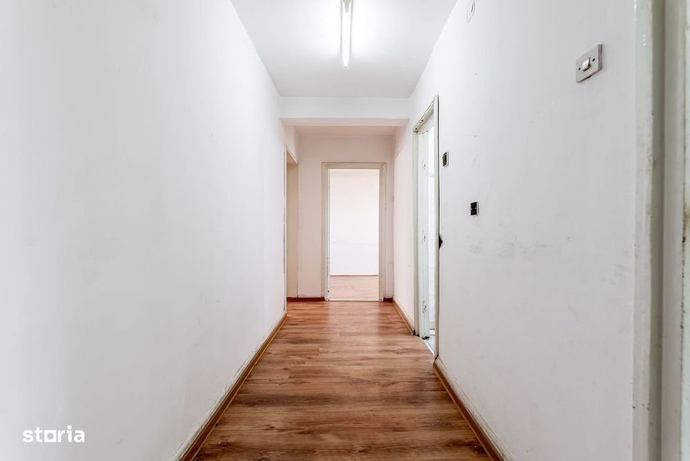Apartament spatios cu 2 camere decomandat la etajul 3 Comision 0