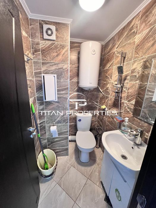 Дава се под наем Офис в Бургас, Възраждане - 60 кв.м за 612 € - Снимка #3