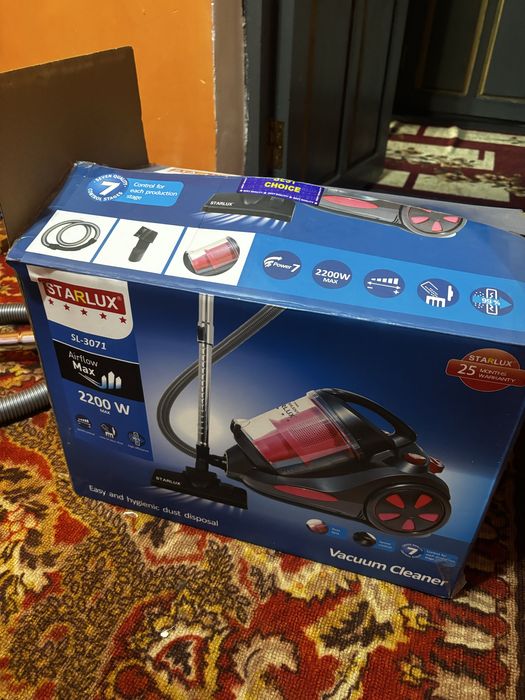 Пылесос Starlux новый