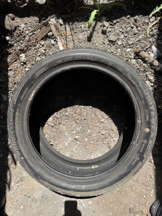 Резина Bridgestone 245/40/18