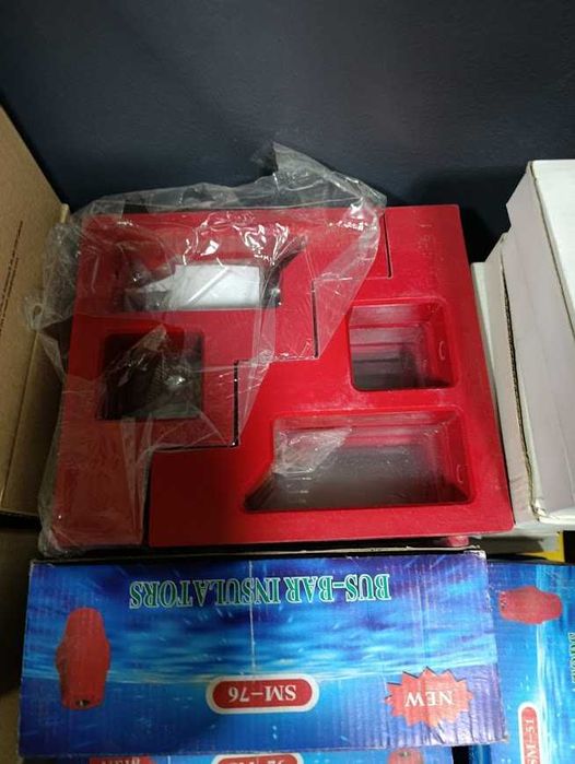 Продам изоляторы разные, можно все сразу оптом. Перечисление есть тоже