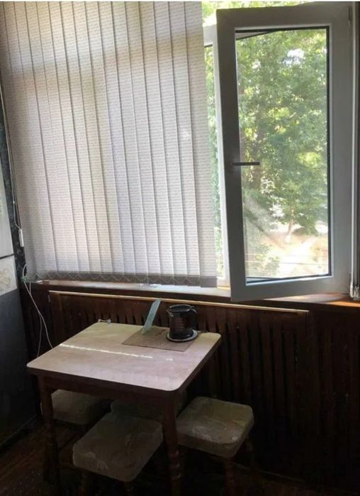 Аренда Юнусабад  8кв 1ком переделана в 2х ком