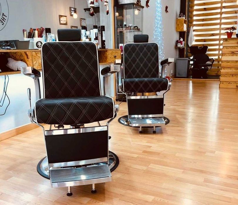 Бръснарски стол Karl - бърза доставка - наличен