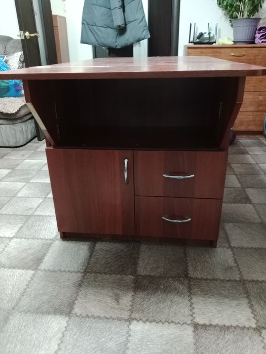 Продам раскладной стол с тумбой