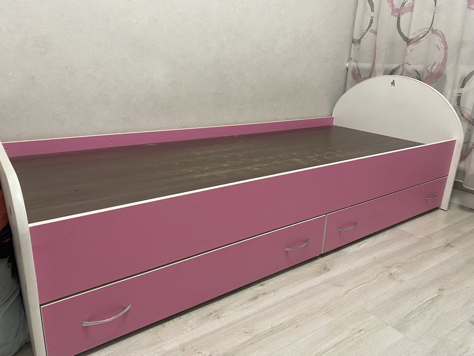 Продам Кровать подростковая 80/200