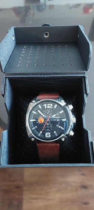 Часовник DIESEL DZ4204