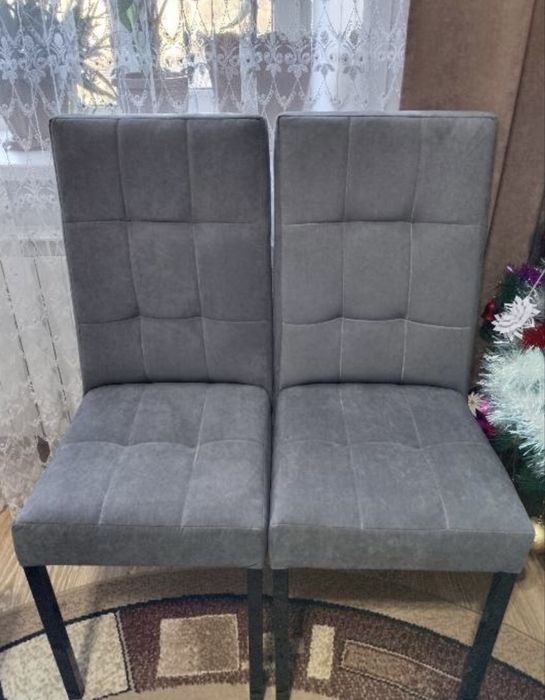 Стулья для кухни и гостинной