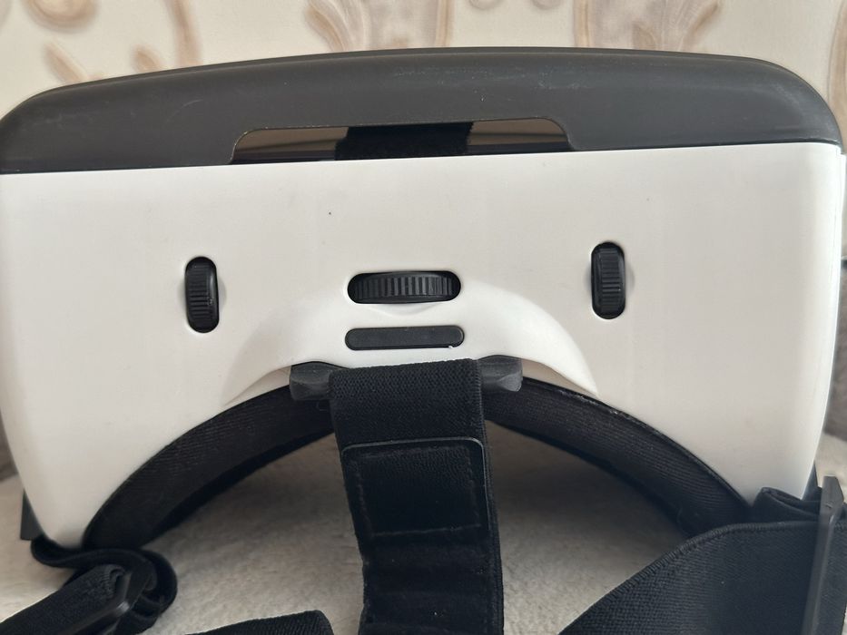 VR-адаптер для игр на телефоне настраимовый.