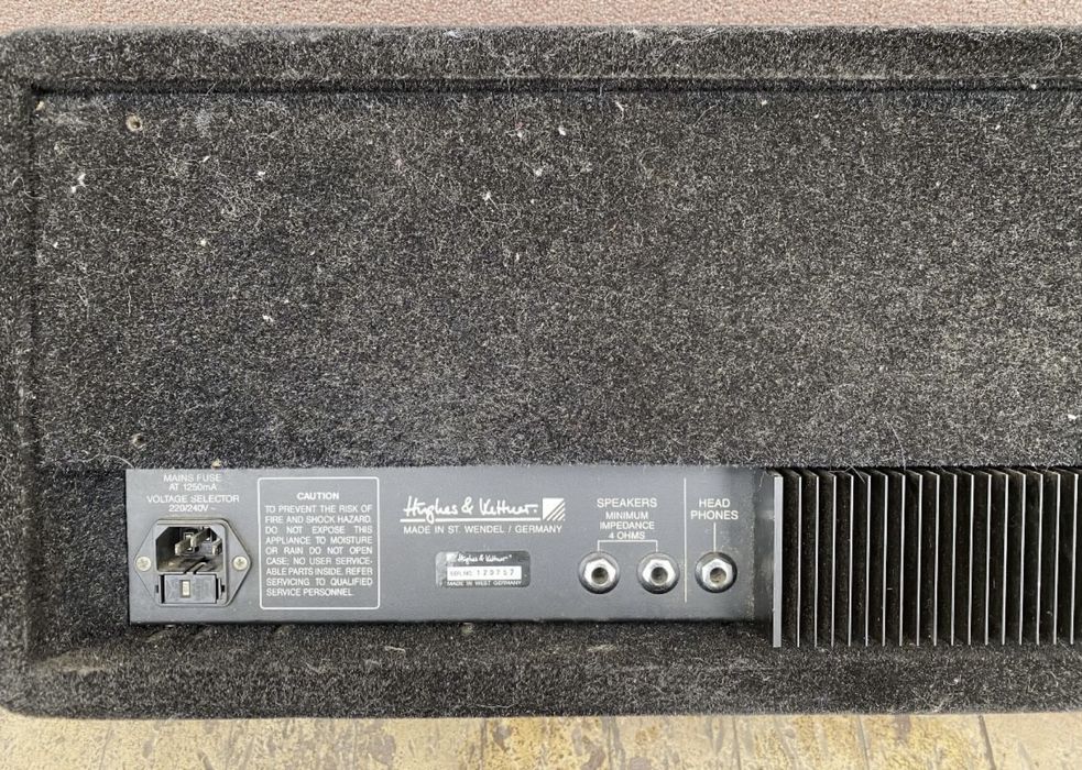 head Hughes & Kettner amplificator chitara