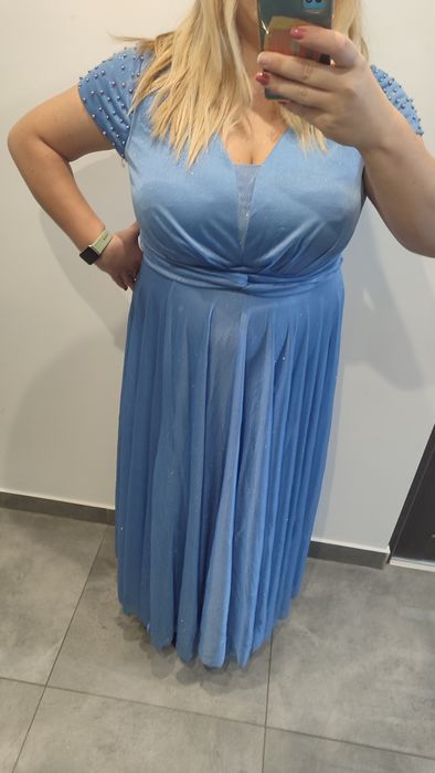 Rochie elegantă   .