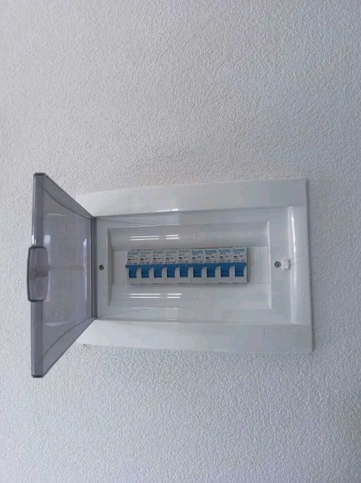 Електротехник по домовете