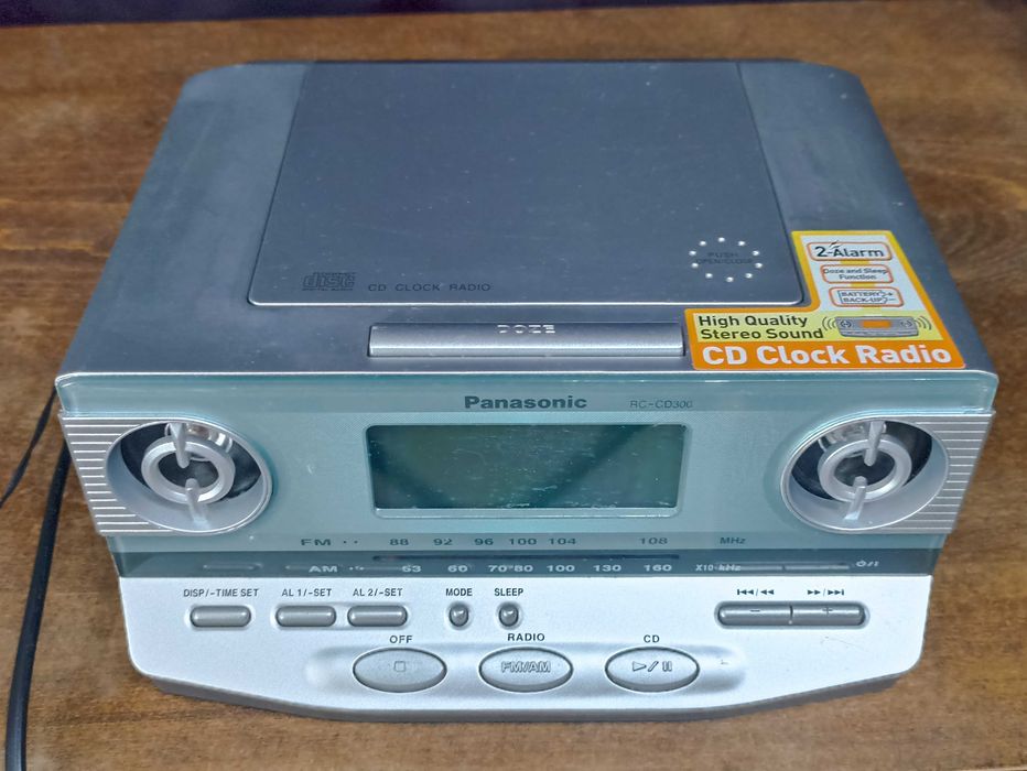 Radio-cd cu alarma Panasonic