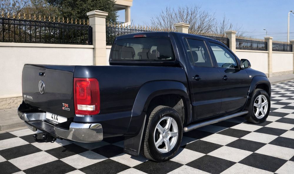 Vw AMAROK 2.0 TDI 180 cp AUTOMATĂ... Recent Adusă