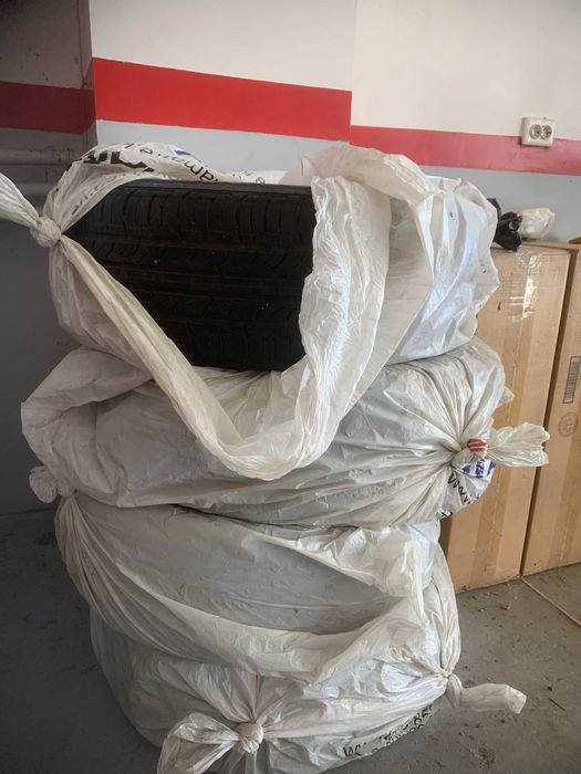 Продам шины 225/55/17