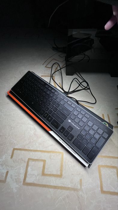 Игровая клавиатура Cougar Vantar