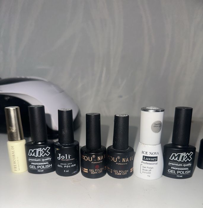 Продам все для маникюра